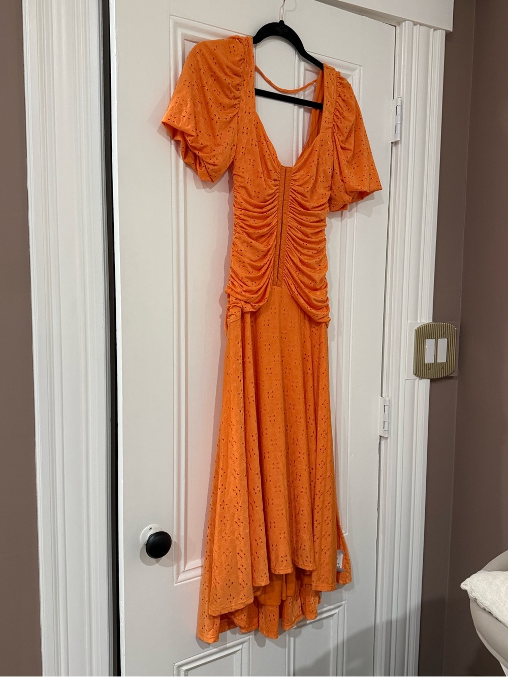 NWT ASOS DESIGN Puff Sleeve Ruched Eyelet corset Top Midi dress orange us size 4 - Picture 2 of 6